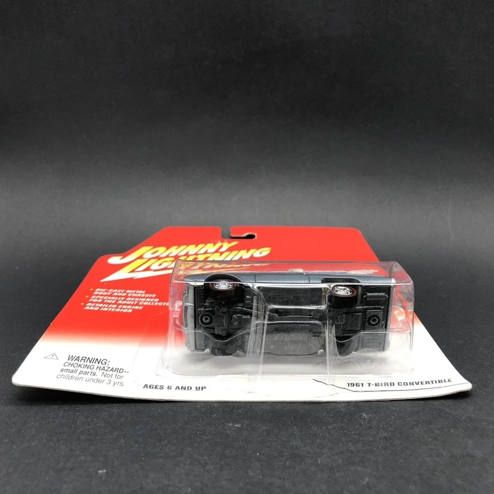 Johnny Lightning Thunderbird 1961 '61 T-Bird Convertible Car Blue‎ Diecast 1/64